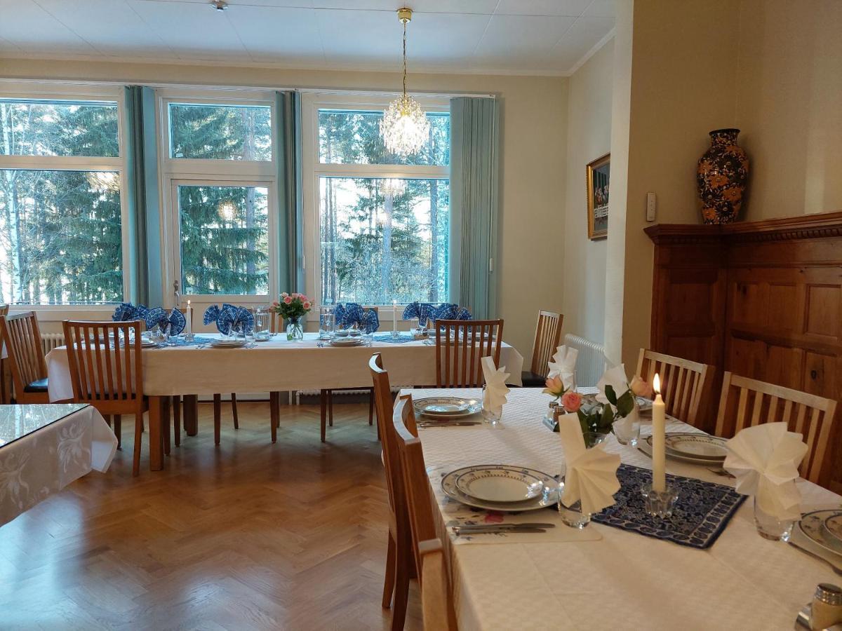 Bed and Breakfast Birgittagarden - Gaesthem - Birgittasystrarna Фалун Экстерьер фото